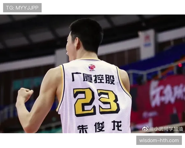 肖恩·朗斯塔夫闪耀英超赛场，助球队强势提升竞争力